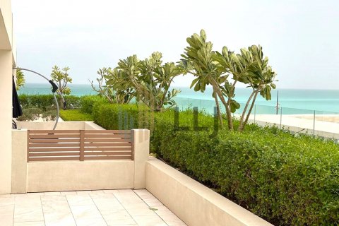 Řadový dům na Saadiyat Island, Abu Dhabi, SAE 2 ložnice, 316.1 m² Č.: 520314 - fotografie 18