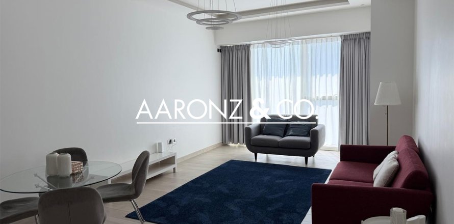 Byt v Jumeirah Lake Towers, Dubai, SAE 1 ložnice, 80 m² Č.: 687052