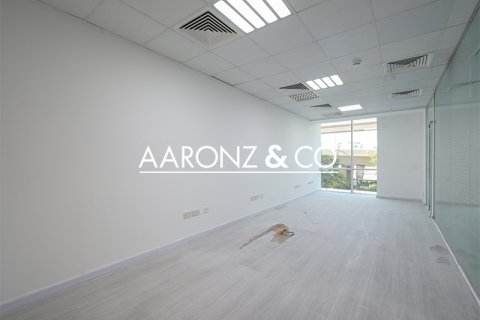 Sheikh Zayed Road, Dubai, संयुक्त अरब अमीरात में कार्यालय, 93 वर्ग मीटर, संख्या 687049