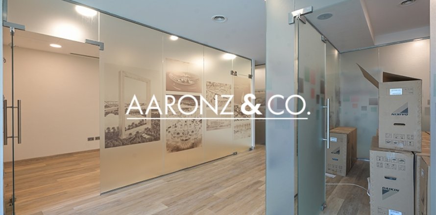 Sheikh Zayed Road, Dubai, संयुक्त अरब अमीरात में कार्यालय, 258 वर्ग मीटर, संख्या 687050