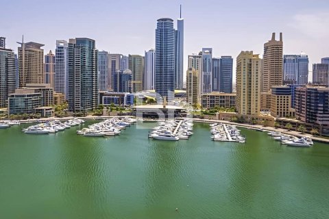 Apartment in Dubai Marina, UAE 4 bedrooms, 285 sq.m. № 645293 - photo 7