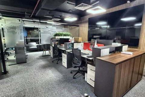 Office in Business Bay, Dubai, UAE 83 sq.m. № 695788 - photo 2