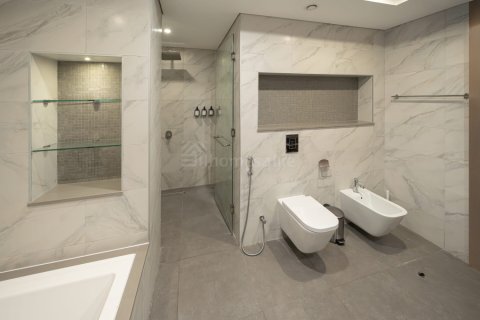 Apartment sa Al Satwa, Dubai, UAE 3 silid-tulugan, 23 sq.m. № 693270 - larawan 19