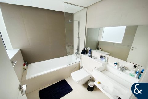 Dubai Marina, Dubai, संयुक्त अरब अमीरात में अपार्टमेंट, 2 बेडरूम, 115 वर्ग मीटर, संख्या 667781 - फ़ोटो 8