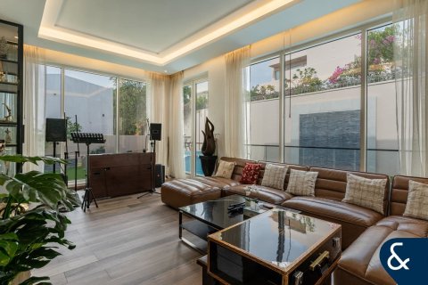 Vilë në Arabian Ranches, Dubai, Emiratet e Bashkuara Arabe 6 dhoma gjumi, 588 m2. № 667779 - Foto 8