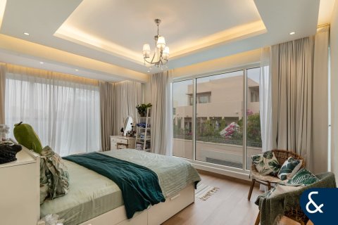 Vilë në Arabian Ranches, Dubai, Emiratet e Bashkuara Arabe 6 dhoma gjumi, 588 m2. № 667779 - Foto 15