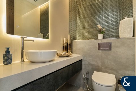 Vilë në Arabian Ranches, Dubai, Emiratet e Bashkuara Arabe 6 dhoma gjumi, 588 m2. № 667779 - Foto 17