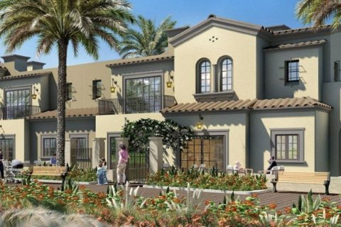 Townhouse in Khalifa City, Abu Dhabi, UAE 3 bedrooms, 151 sq.m. № 594268 - photo 4