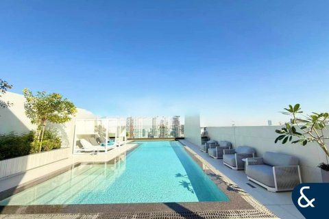 Apartamento para arrendamento em Jumeirah Village Circle, Dubai, EAU 3 quartos, 122 m2 № 685388 - foto 2