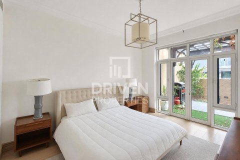 Apartment til leje i Downtown Dubai (Downtown Burj Dubai), Dubai, UAE 2 soveværelser, 163.32 kvm № 745013 - foto 7