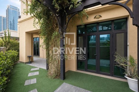 Apartment til leje i Downtown Dubai (Downtown Burj Dubai), Dubai, UAE 2 soveværelser, 163.32 kvm № 745013 - foto 14