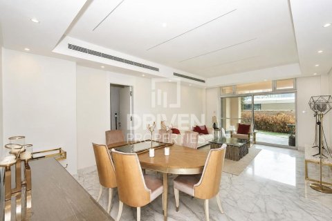Downtown Dubai (Downtown Burj Dubai), Dubai, BAE’de daire 2 yatak odası, 163.32 m&sup2; No 745013