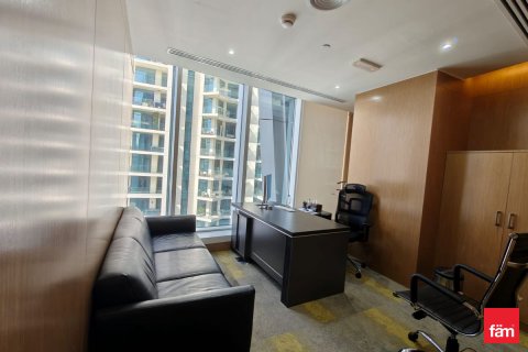Office in Dubai, UAE 125 sq.m. № 655900 - photo 8