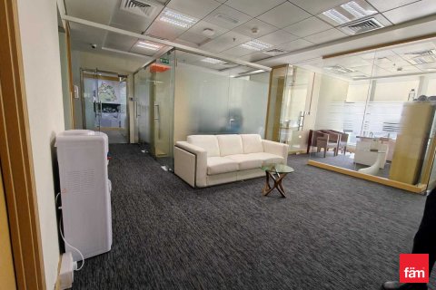 Office in Dubai, UAE 125 sq.m. № 655900 - photo 3