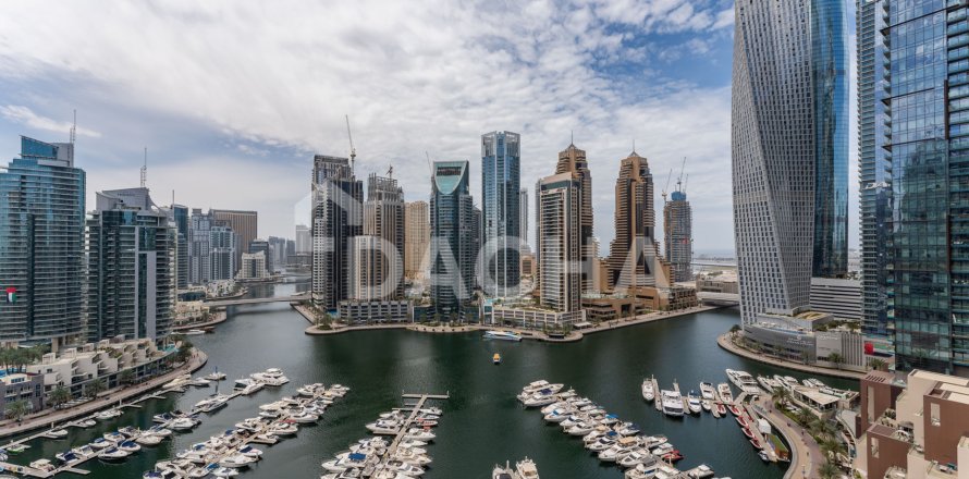 Apartmán v Dubai Marina, Dubai, SAE 3 spálne, 402 m2 č. 706545