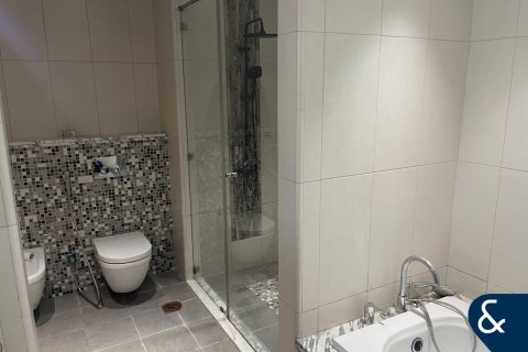 Villa te koop in Jumeirah Park, Dubai, VAE 3 slaapkamers, 511 vr.m., nr 666450 - foto 15