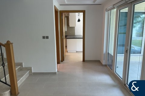 Villa te koop in Jumeirah Park, Dubai, VAE 3 slaapkamers, 511 vr.m., nr 666450 - foto 8