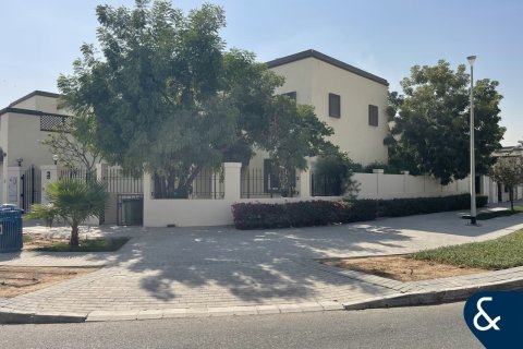 Villa te koop in Jumeirah Park, Dubai, VAE 3 slaapkamers, 511 vr.m., nr 666450 - foto 4