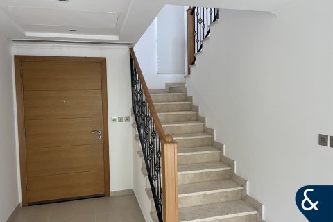 Villa te koop in Jumeirah Park, Dubai, VAE 3 slaapkamers, 511 vr.m., nr 666450 - foto 10