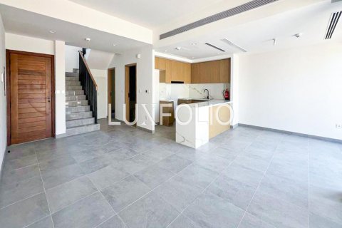 Rumah bandar di Dubai Land, Dubai, UAE 3 bilik tidur, 184 meter persegi № 628345 - foto 5