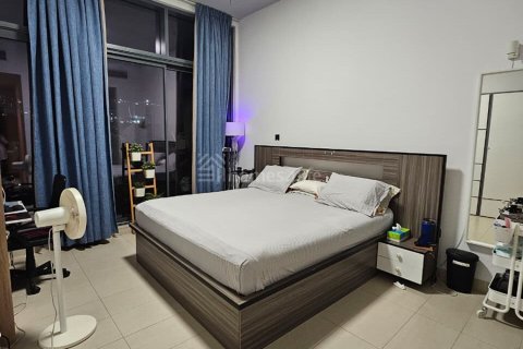 Apartment til salg i Motor City, Dubai, UAE 2 soveværelser, 133 kvm № 739374 - foto 4