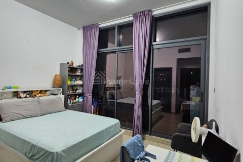 Apartment til salg i Motor City, Dubai, UAE 2 soveværelser, 133 kvm № 739374 - foto 6