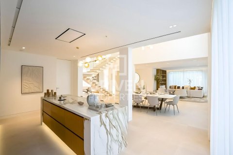 Vila di Jumeirah Islands, Dubai, UAE 5 bilik tidur, 547 meter persegi № 682715 - foto 12