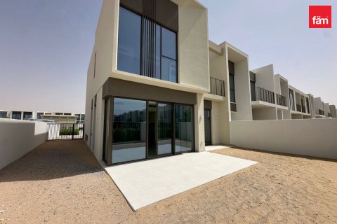 Dubai、UAE にあるヴィラ販売中 4ベッドルーム、257.4 m2、No598015 - 写真 1