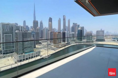 Appartamento in vendita a Business Bay, Dubai, EAU 2 camere da letto, 118.7 mq. № 647976 - foto 11