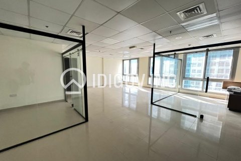 Pejabat di Business Bay, Dubai, UAE 104 meter persegi № 600379 - foto 1