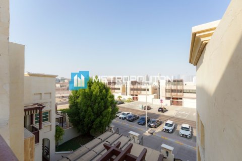 Villa Al Nahyan, Abu Dhabijā, AAE 5 istabas, 365 m2 Nr. 651893 - attēls 25