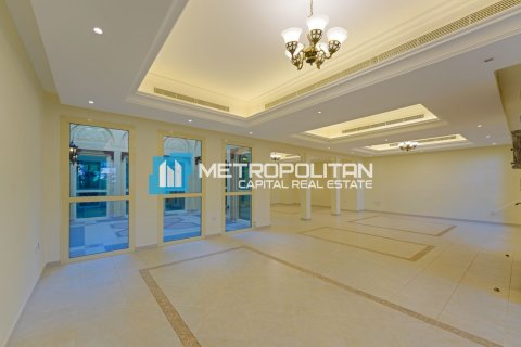 Villa Al Nahyan, Abu Dhabijā, AAE 5 istabas, 365 m2 Nr. 651893 - attēls 5