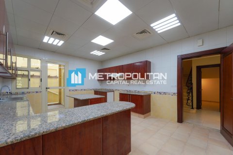 Villa Al Nahyan, Abu Dhabijā, AAE 5 istabas, 365 m2 Nr. 651893 - attēls 6