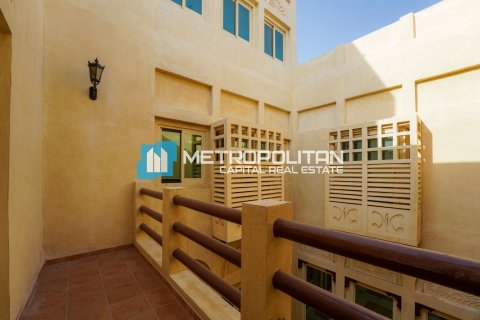 Villa Al Nahyan, Abu Dhabijā, AAE 5 istabas, 365 m2 Nr. 651893 - attēls 26