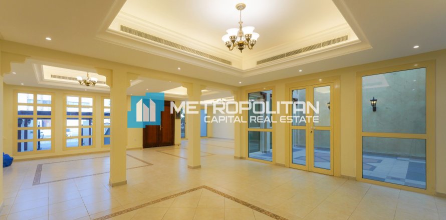 Villa Al Nahyan, Abu Dhabijā, AAE 5 istabas, 365 m2 Nr. 651893