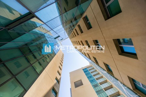 Appartement te huur in Al Raha Beach, Abu Dhabi, VAE 2 slaapkamers, 144.4 vr.m., nr 651979 - foto 16