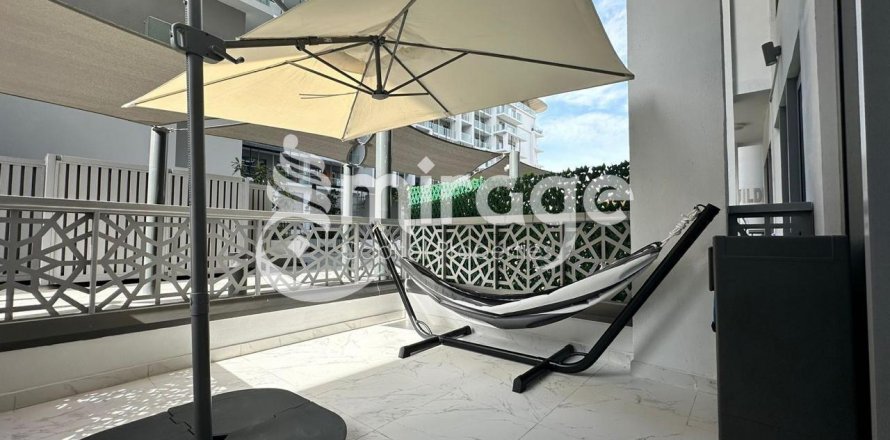 Dupleks në Masdar City, Abu Dhabi, Emiratet e Bashkuara Arabe 2 dhoma gjumi, 71.4 m2. № 574280