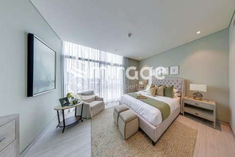 Vilë në Abu Dhabi, Emiratet e Bashkuara Arabe 4 dhoma gjumi, 472.7 m2. № 574281 - Foto 7