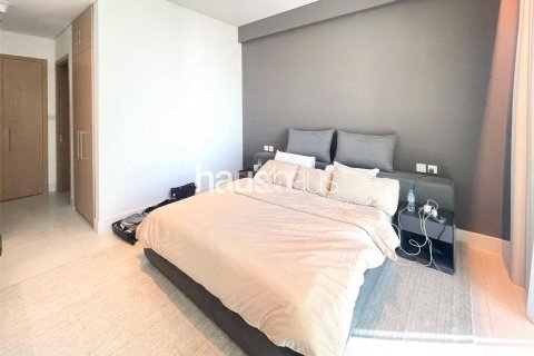 Apartment in Business Bay, Dubai, UAE 2 bedrooms, 161 sq.m. № 625898 - photo 12