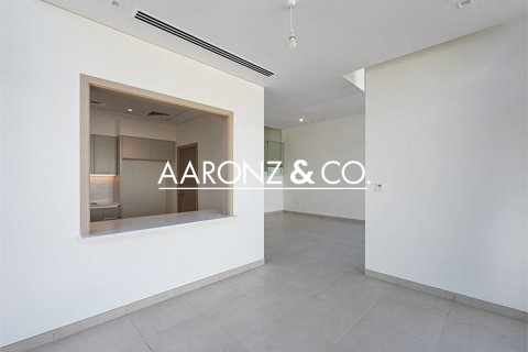 Al Furjan, Dubai, UAE의 임대용 빌라 침실 4개, 376.3제곱미터 번호 670780 - 사진 5