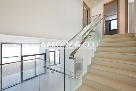 Al Furjan, Dubai, UAE의 임대용 빌라 침실 4개, 376.3제곱미터 번호 670780 - 사진 3