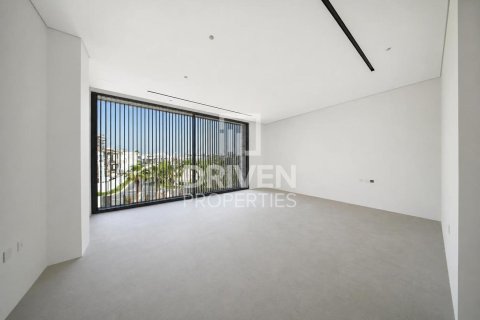 Jumeirah, Dubai, BAE’de satılık villa 6 yatak odası, 950.31 m&sup2; No 742881 - fotoğraf 12