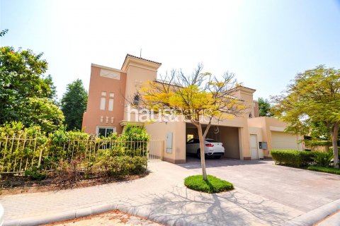 Vilë në Dubai Sports City, Emiratet e Bashkuara Arabe 4 dhoma gjumi, 316 m2. № 626539 - Foto 3