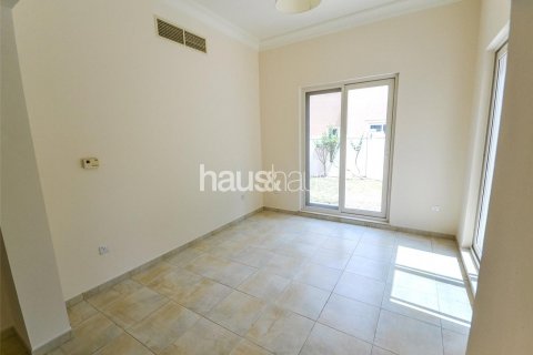 Vilë në Dubai Sports City, Emiratet e Bashkuara Arabe 4 dhoma gjumi, 316 m2. № 626539 - Foto 11