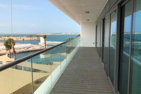 דירה ב Al Raha Beach, Abu Dhabi, איחוד האמירויות 2 חדרי שינה, 184 מ