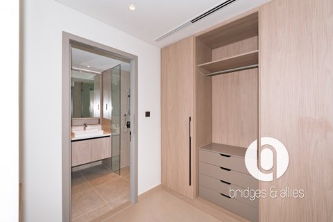 Vilă de închiriat în Tilal Al Ghaf, Dubai, EAU 4 dormitoare, 233 mp.  №703512 - poză 9