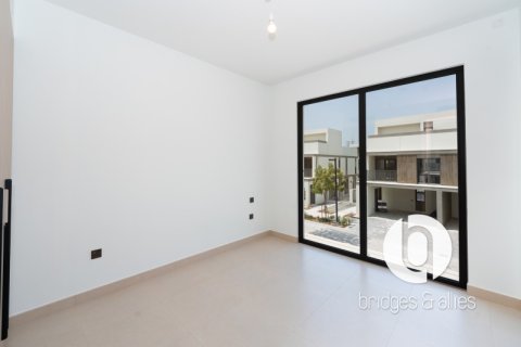 Vilă de închiriat în Tilal Al Ghaf, Dubai, EAU 4 dormitoare, 233 mp.  №703512 - poză 8