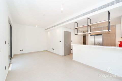 Vilă de închiriat în Tilal Al Ghaf, Dubai, EAU 4 dormitoare, 230 mp.  №703512 - poză 2