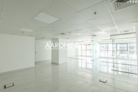 Zyrë në Business Bay, Dubai, Emiratet e Bashkuara Arabe 103 m2. № 703511 - Foto 6