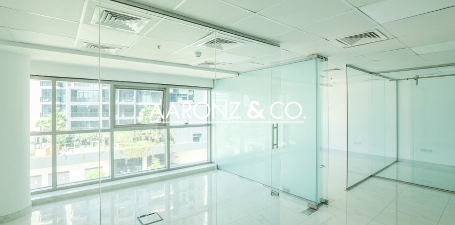 Zyrë në Business Bay, Dubai, Emiratet e Bashkuara Arabe 103 m2. № 703511